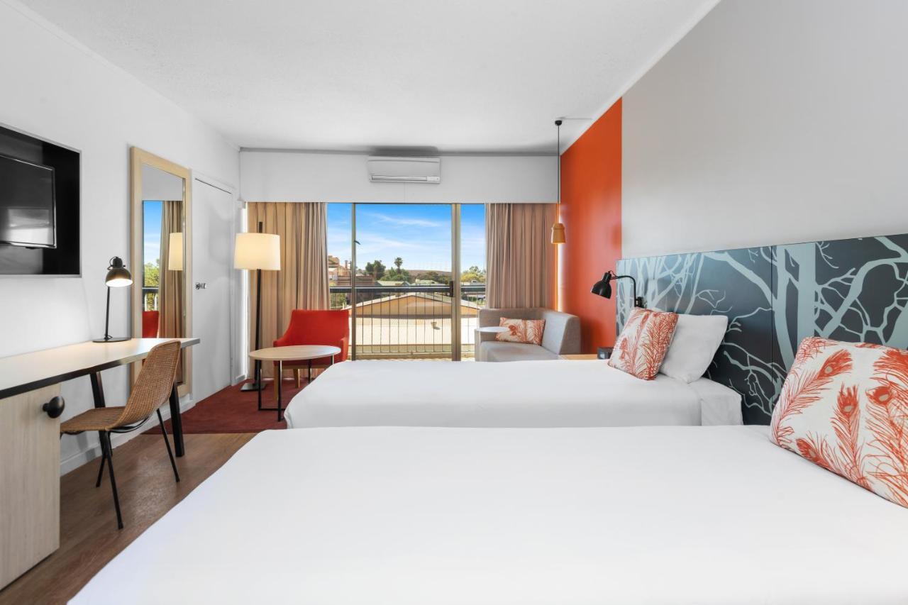 The Plaza Hotel Kalgoorlie Eksteriør bilde