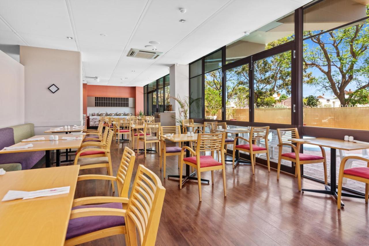 The Plaza Hotel Kalgoorlie Eksteriør bilde