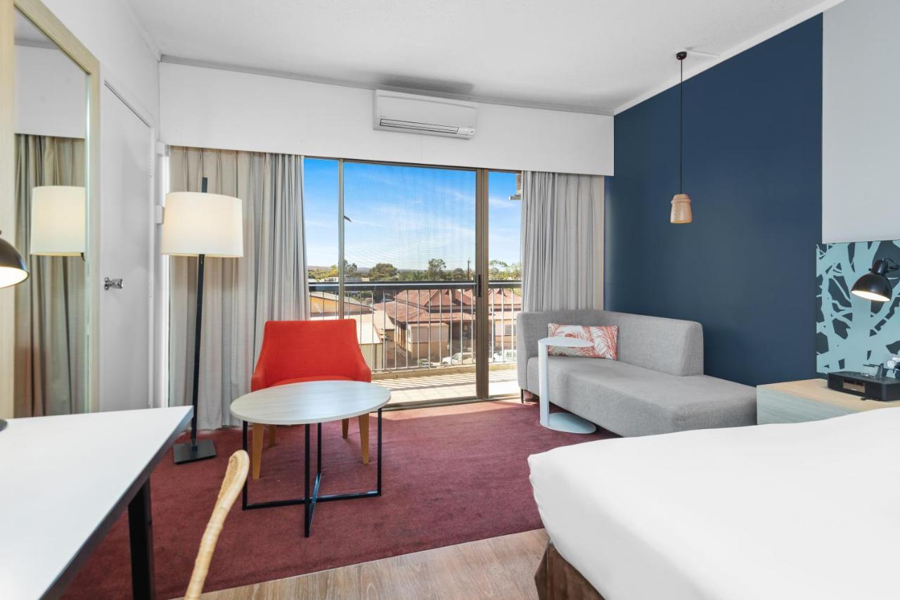The Plaza Hotel Kalgoorlie Eksteriør bilde